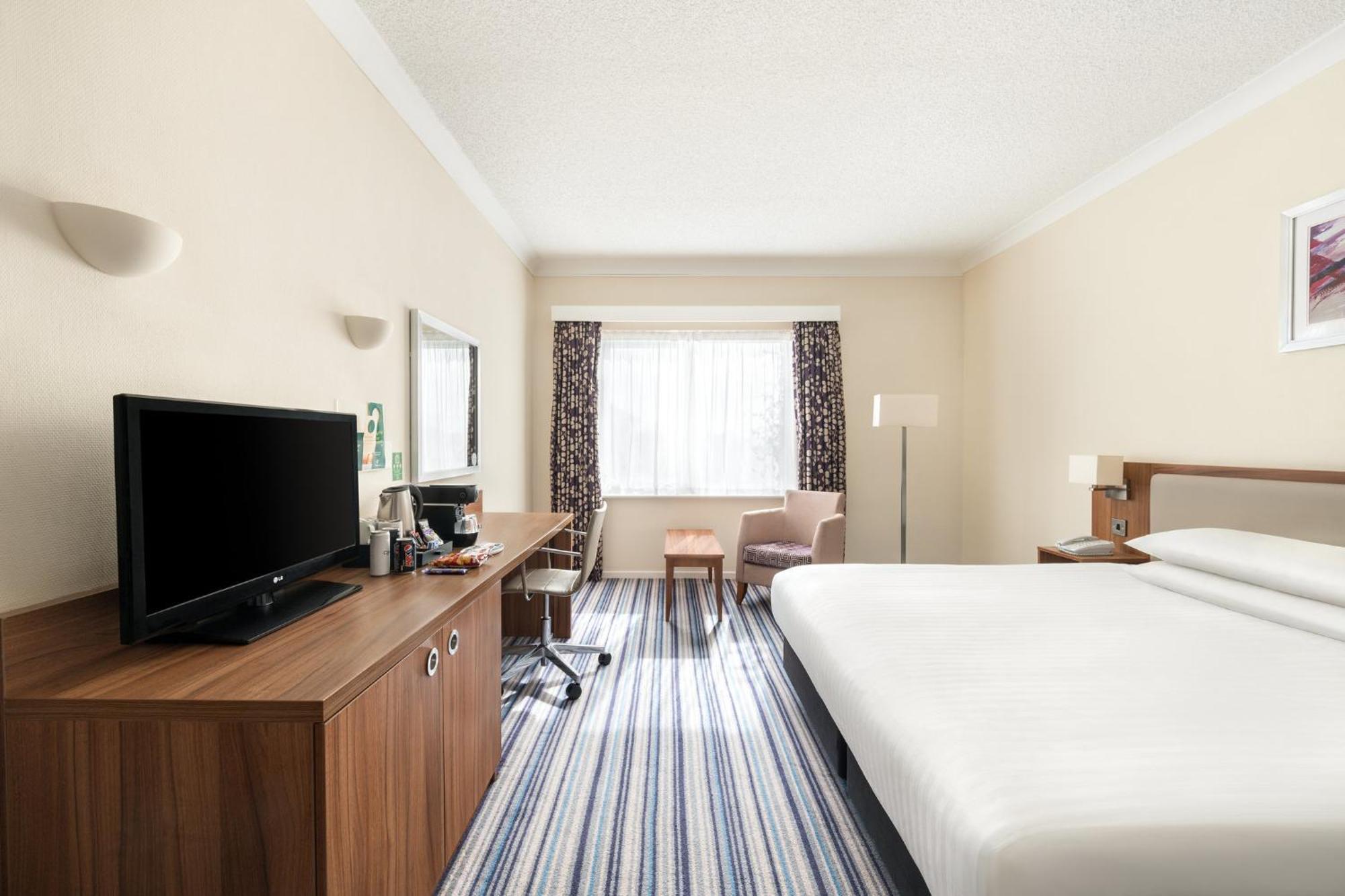 Holiday Inn Norwich North By Ihg Bagian luar foto