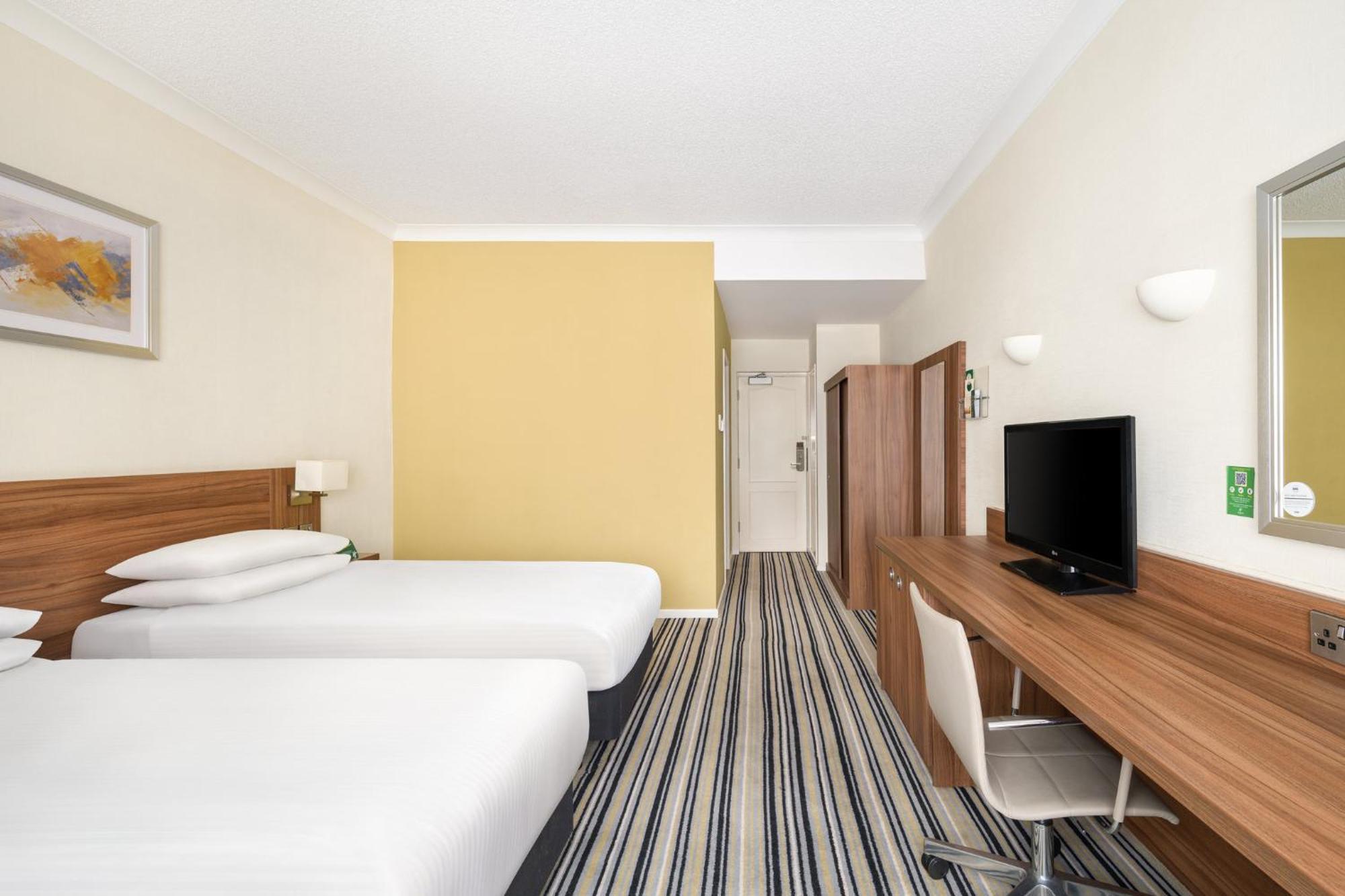 Holiday Inn Norwich North By Ihg Bagian luar foto