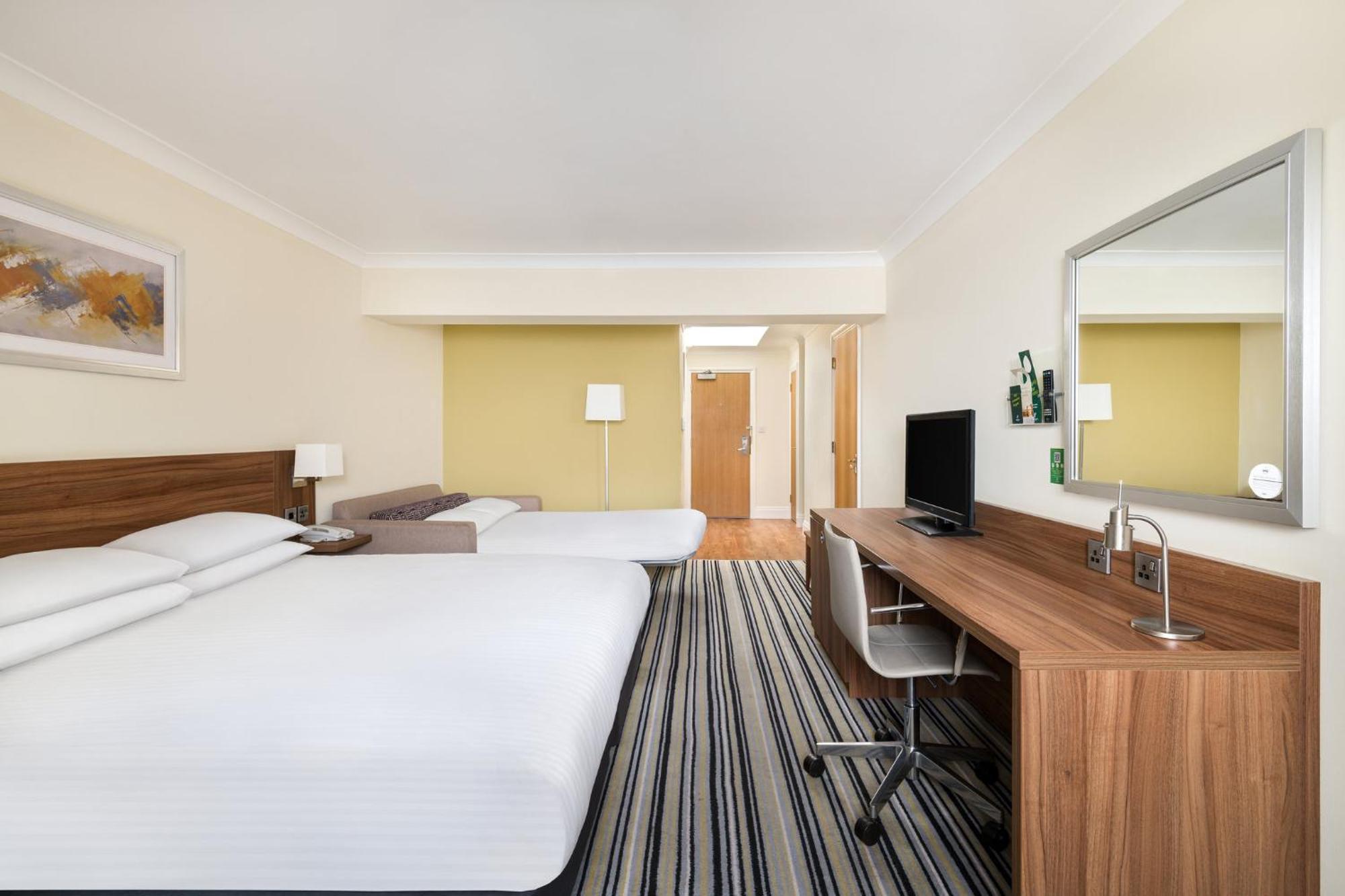 Holiday Inn Norwich North By Ihg Bagian luar foto