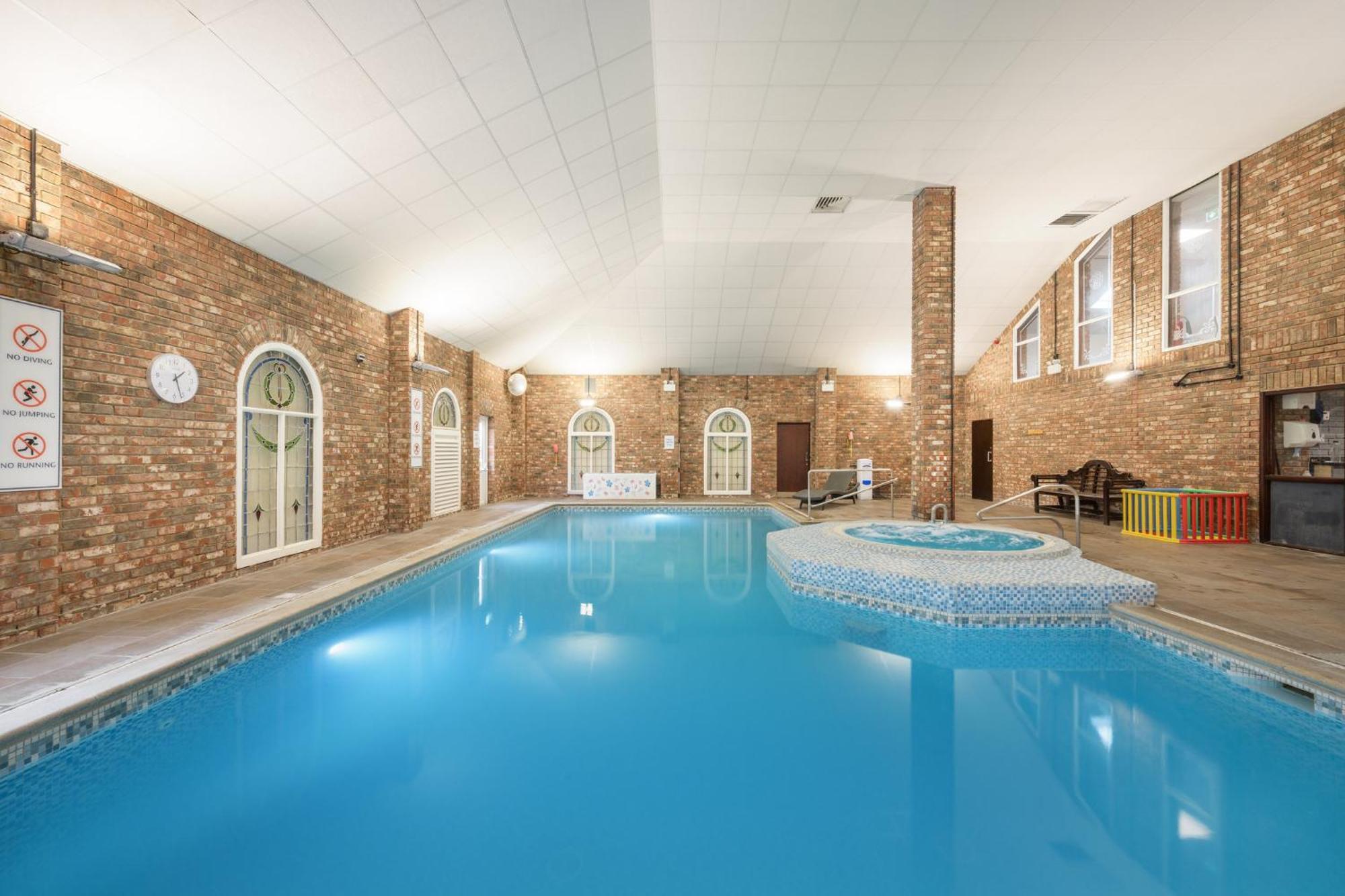 Holiday Inn Norwich North By Ihg Bagian luar foto