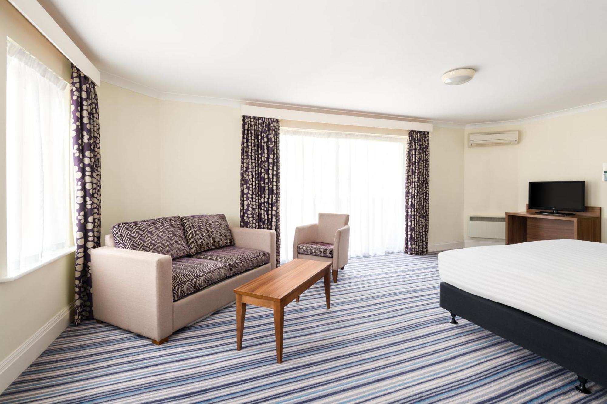 Holiday Inn Norwich North By Ihg Bagian luar foto