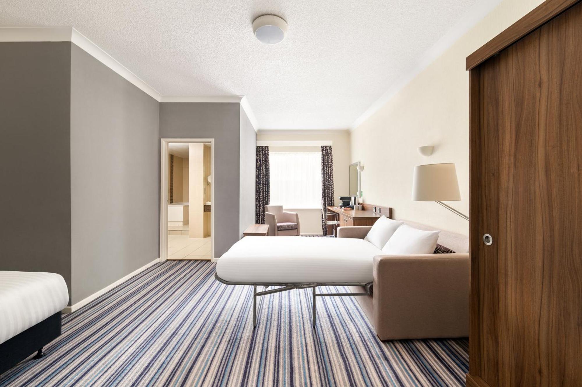 Holiday Inn Norwich North By Ihg Bagian luar foto